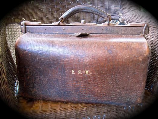 Gladstone Bag