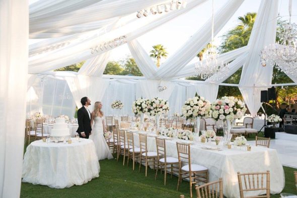 Go All White Wedding Theme