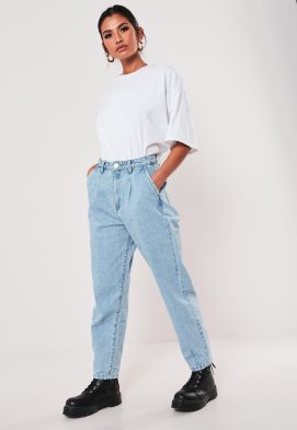 Pleated Jeans