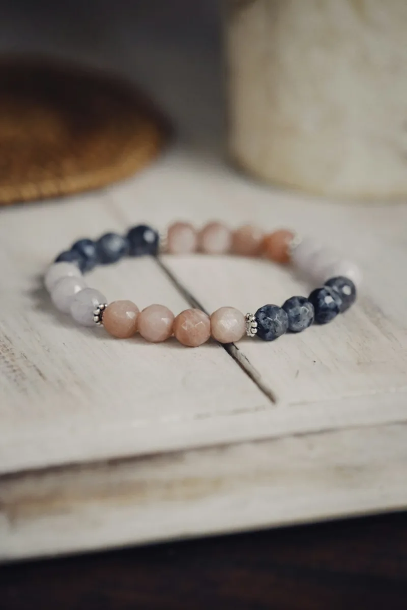 Beaded stone bracelet