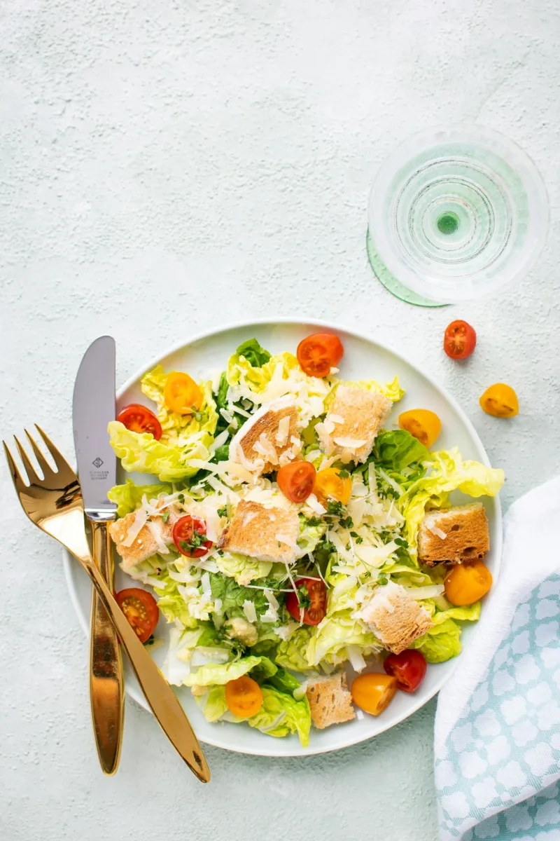 Caesar salad with chicken and croutons