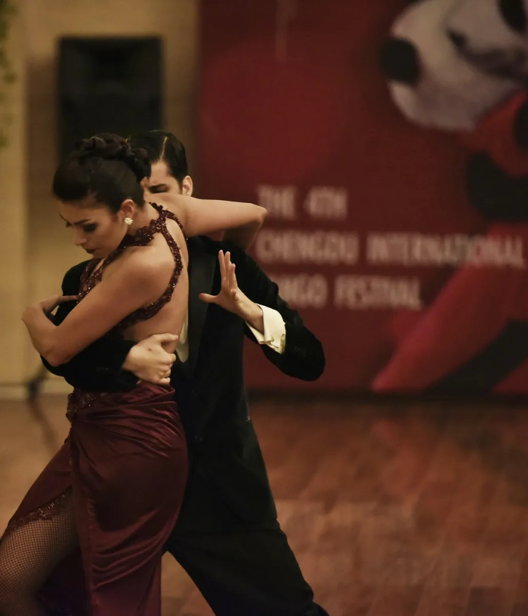 Couple dancing the tango