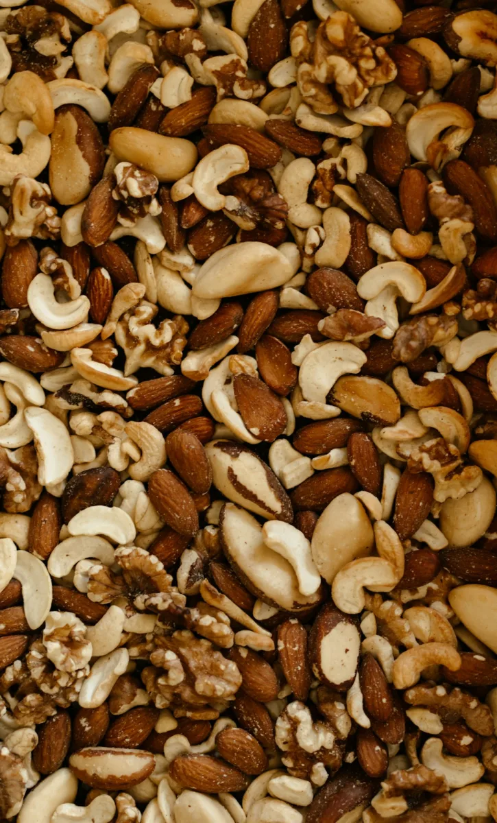 Different types of mixed nuts