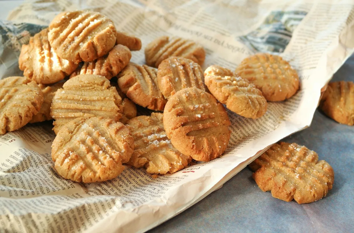 Peanut butter cookies with a criss cross pattern